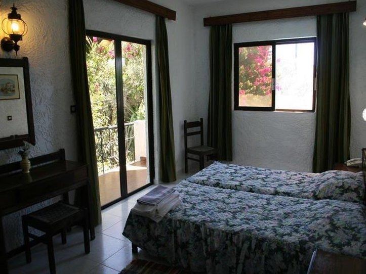 Hotel Oasis Rhodes 3*