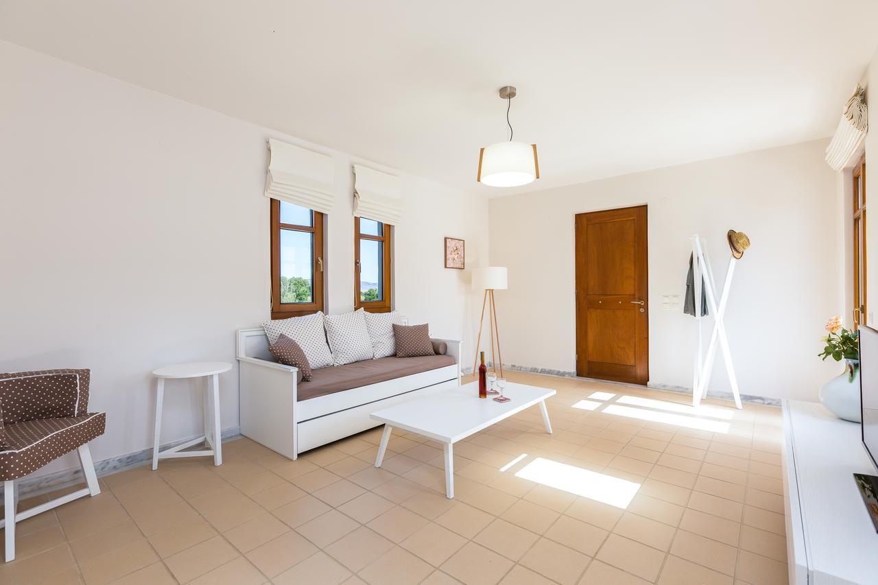 Mikro Livadi Special - Has An Eco Salt Water Pool - 150m From The * Episkopi (Rethymno)