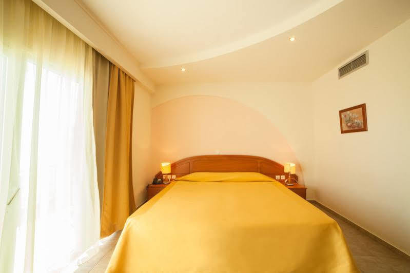 Hotel Alexandros Palace And Suites 5*