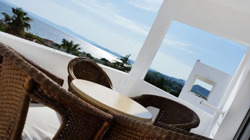 Alexandros Palace And Suites 5* Nea Roda
