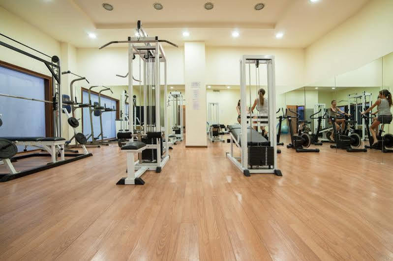 Alexandros Palace And Suites 5* Nea Roda