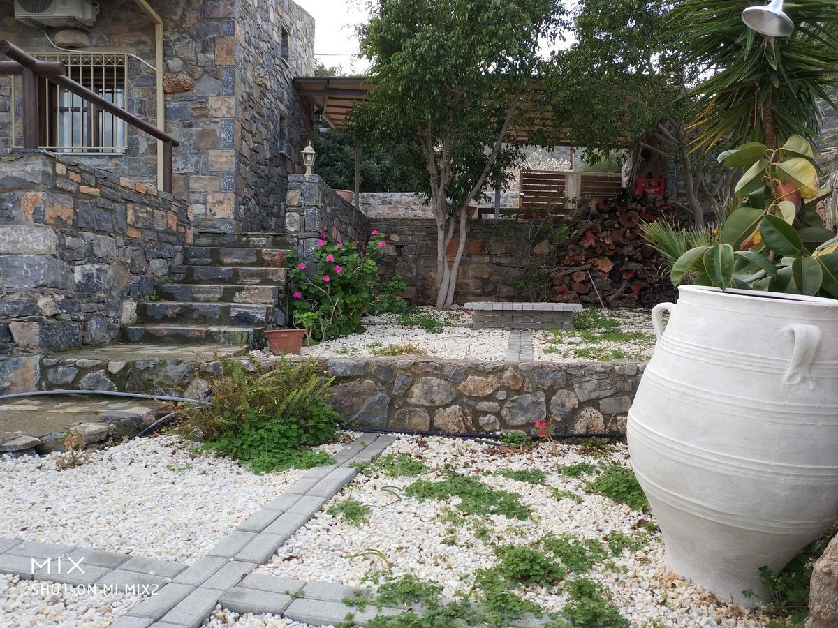 Maria * Elounda (Crete)