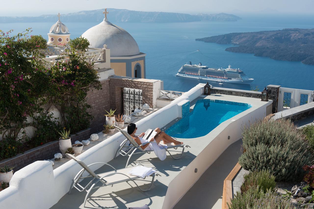 Serenity Suites & * Fira (Santorini)
