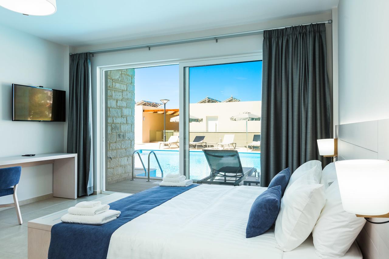 Sun And Sea Aparthotel