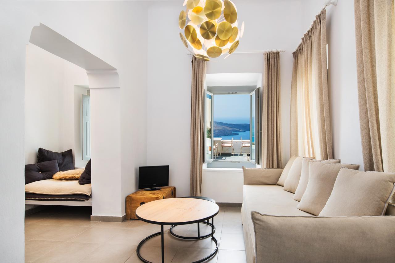 Nonis Apartment Fira (Santorini)