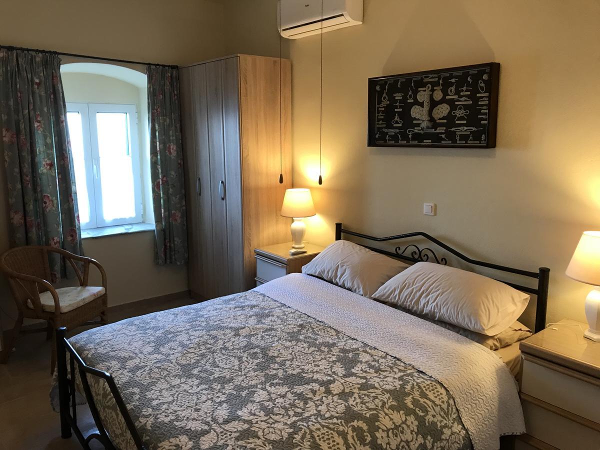 Theea - Wonderful Sea Views Holiday home
