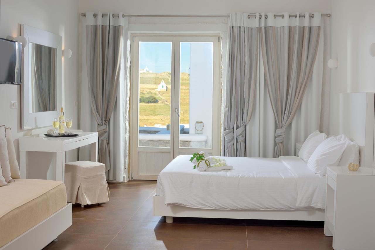 Jenny's Summer * Platys Gialos (Mykonos)