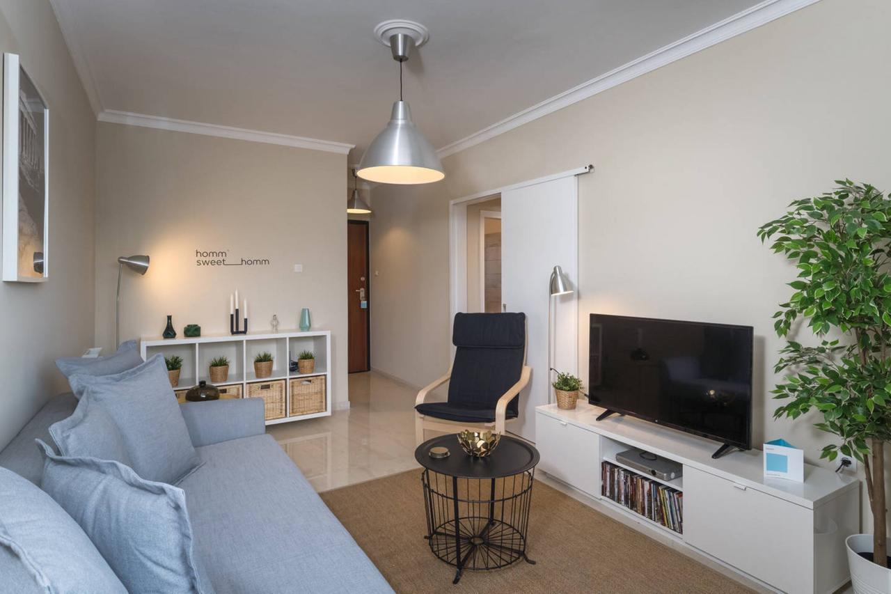 51m² Flat In Vouliagmeni Athens