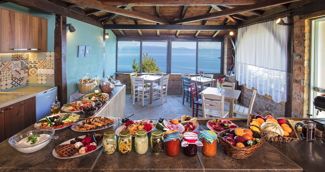 Aparthotel Heos