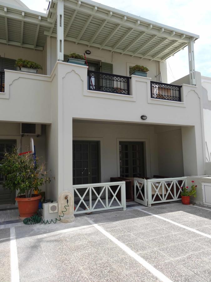 Apartment Orelia Kamari (Santorini)