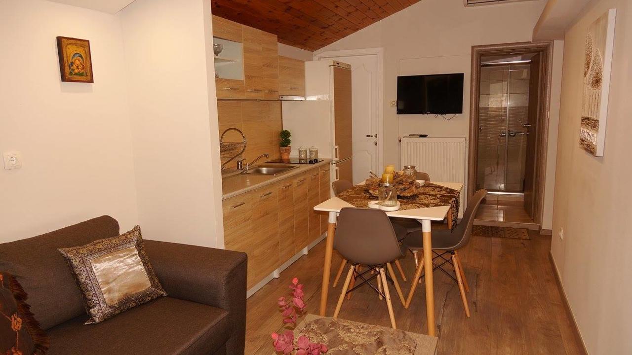 Koala Apartments- Irida, Elea Apartment