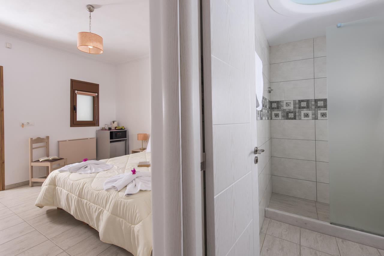 Smaragdi Hotel 3*