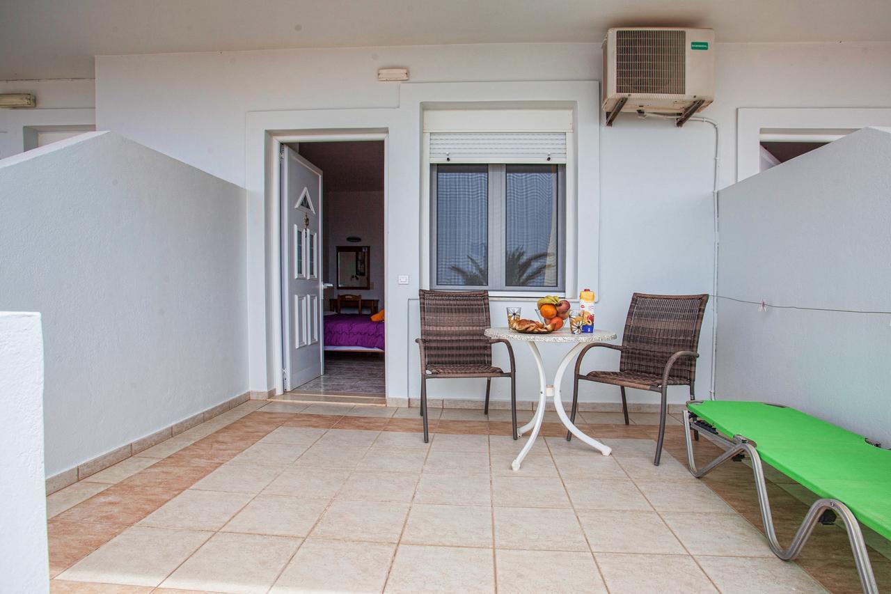 Apartment Chrisanthi & Plakias