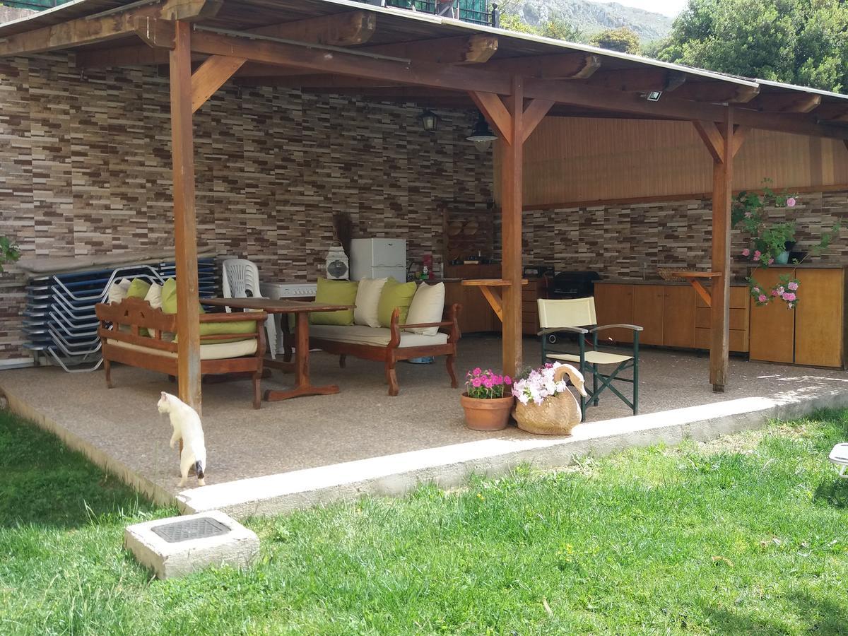Spiti Louloudis Villa