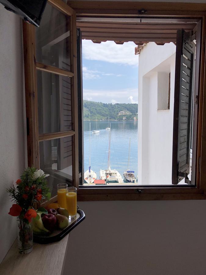 Inn Porto Skiathos Town