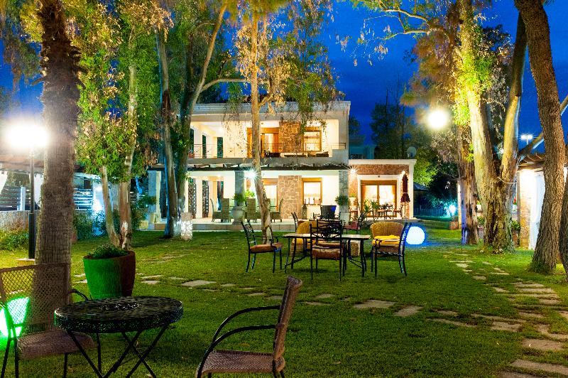 W Pool Halkidiki *