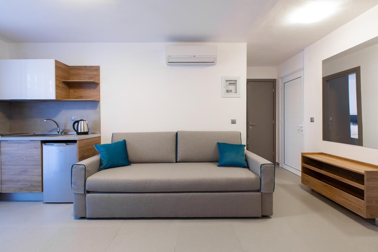 Saint Lucas Aparthotel Nea Poteidaia