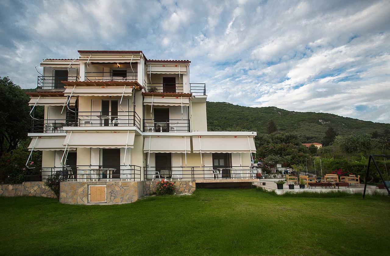 Areti * Paramonas (Corfu)
