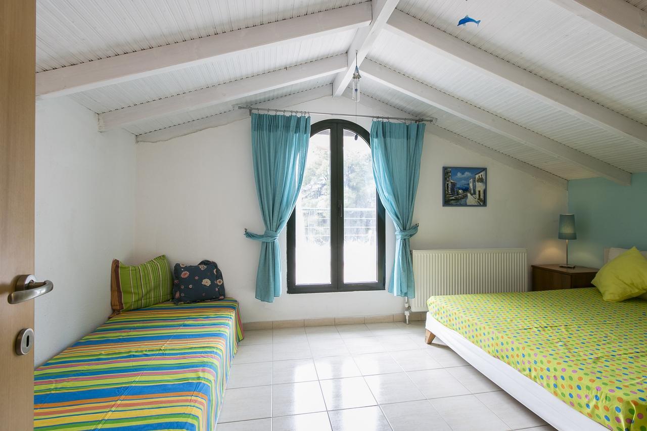 Holiday home Blue Crab, Beachfront House In Kalandra #feelslikehome *