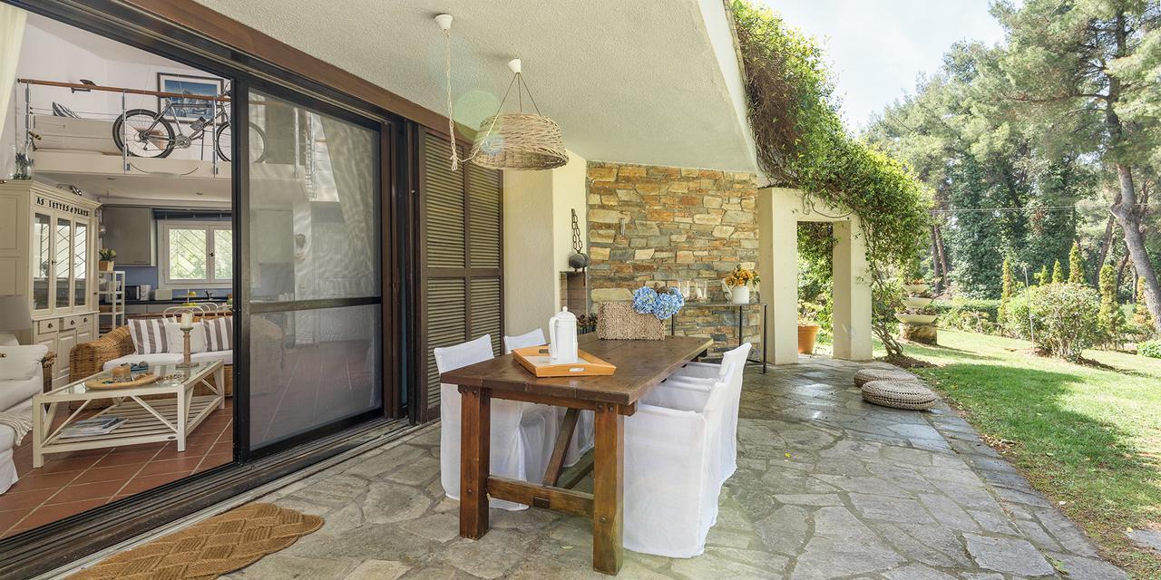 Coelo Shared Pool, Sani Villa