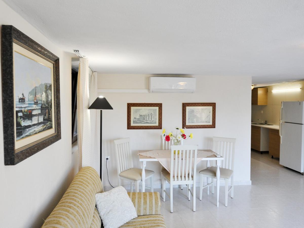 Elizabeth By Travelpro Services Halkidiki
