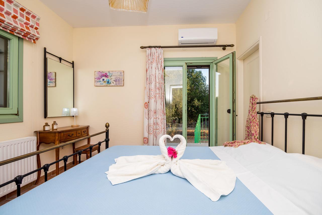 Villa Leventis Complex With Sharing Pool Spartia (Kefalonia)