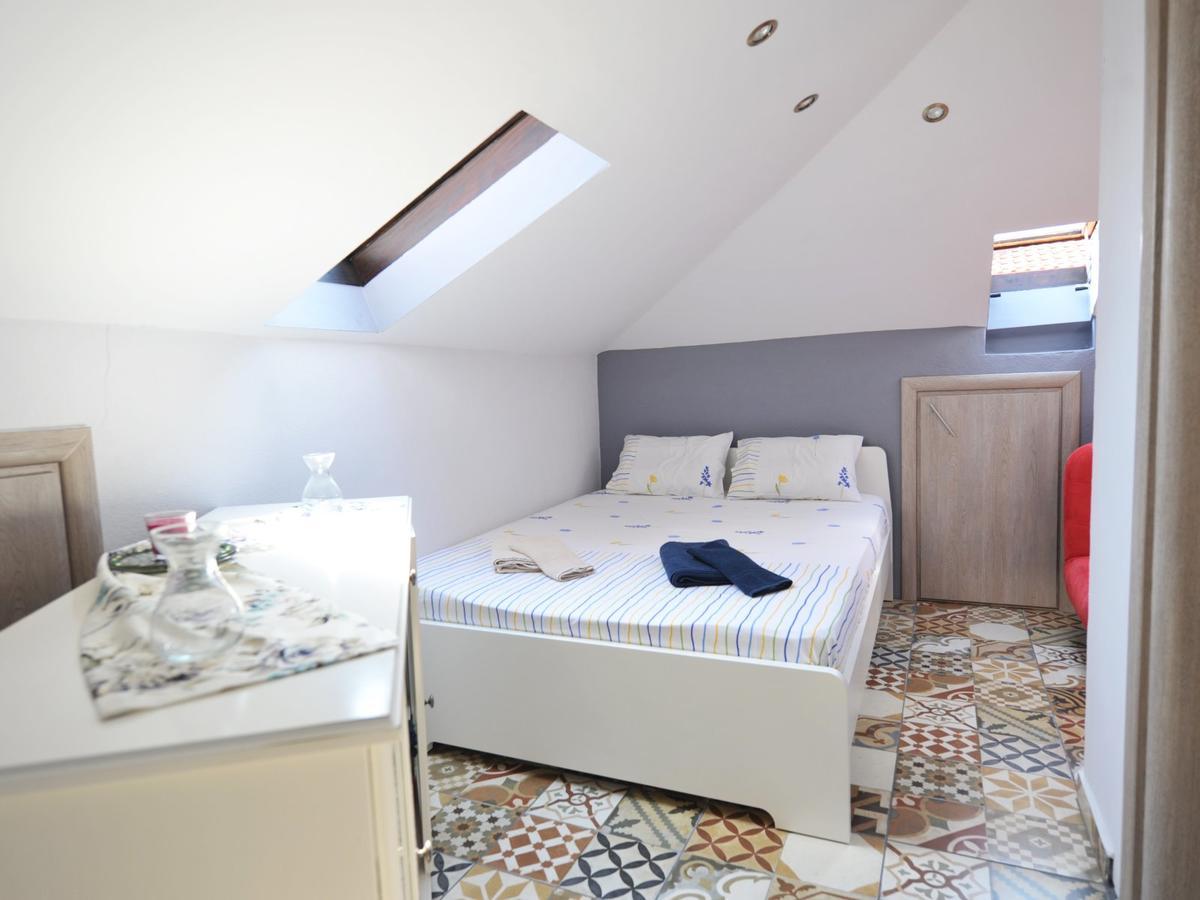 Alice Wonderland Nea Halkidiki Apartment Flogita