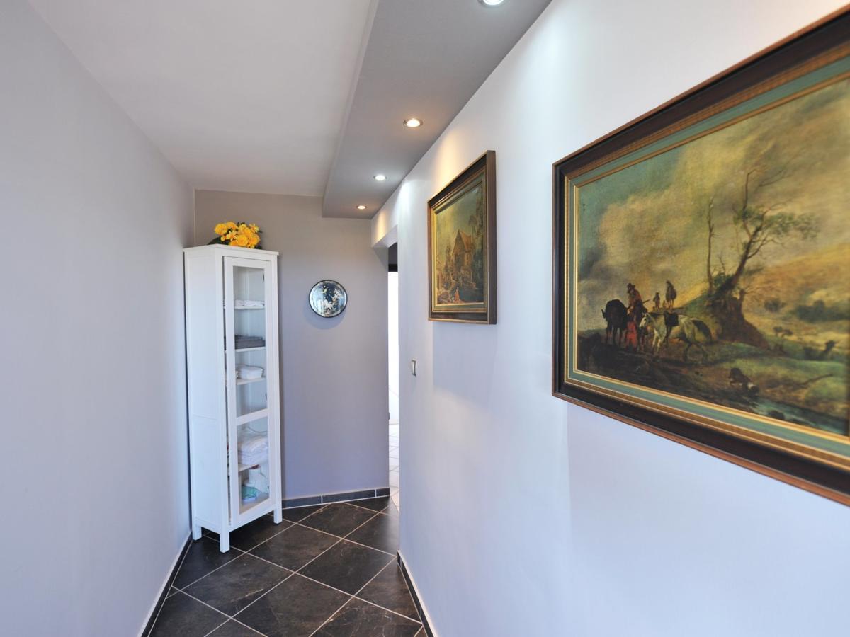 Apartment Alice Wonderland Nea Halkidiki *