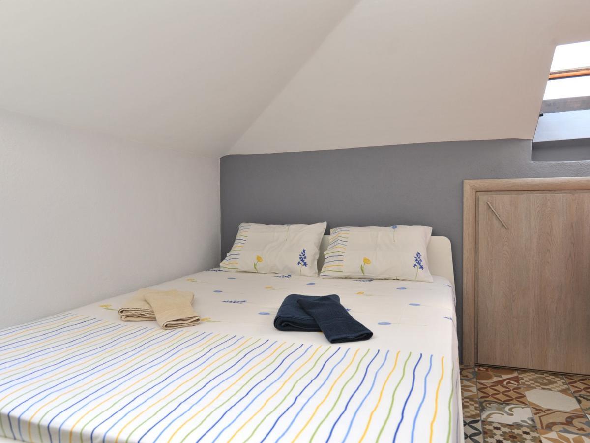 Alice Wonderland Nea Halkidiki Apartment *