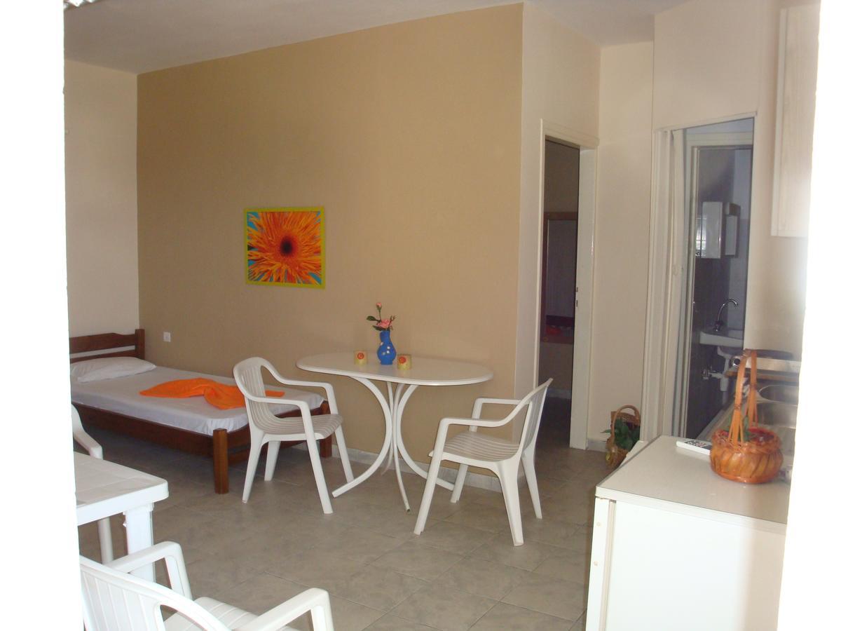 Zachariou Ii Apartment