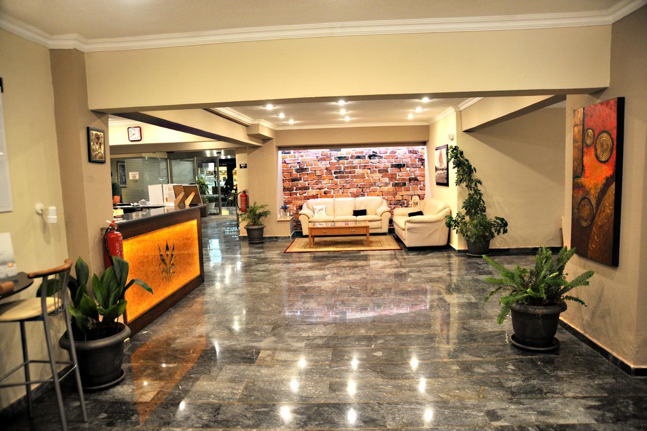 Aparthotel Santa Marina 2*