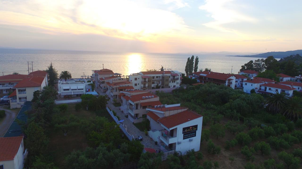 Meliton & By The Neos Marmaras