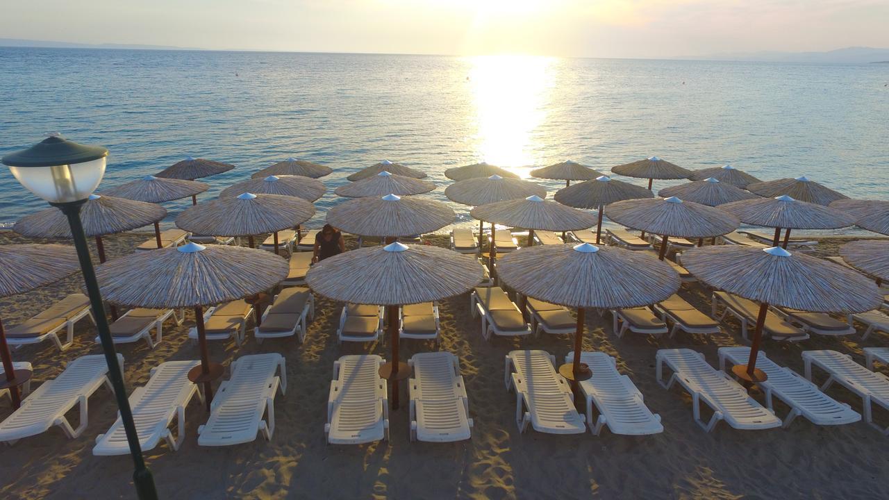 Hotel Meliton & By The Neos Marmaras