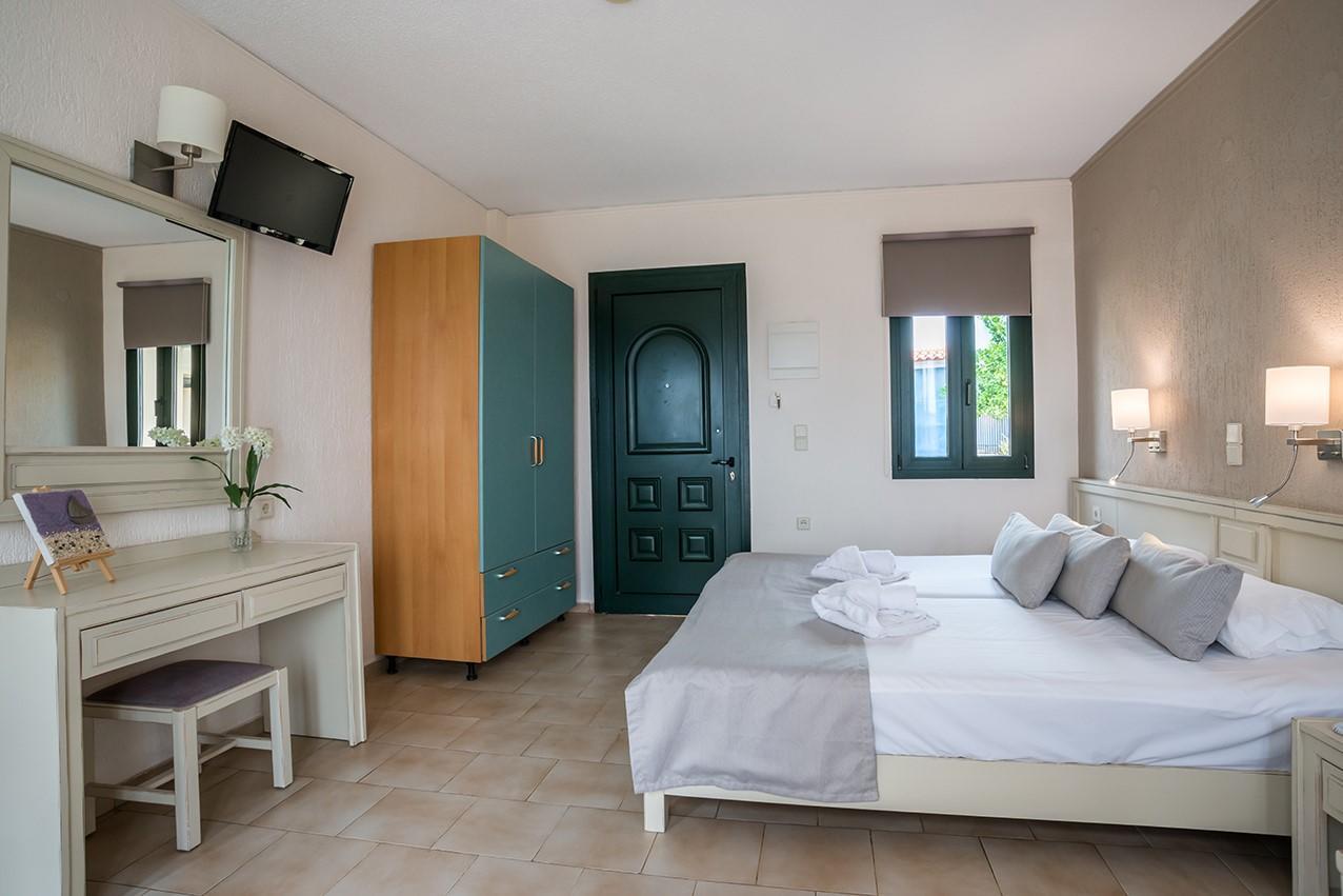 Aparthotel Rainbow Agioi Apostoli (Crete)