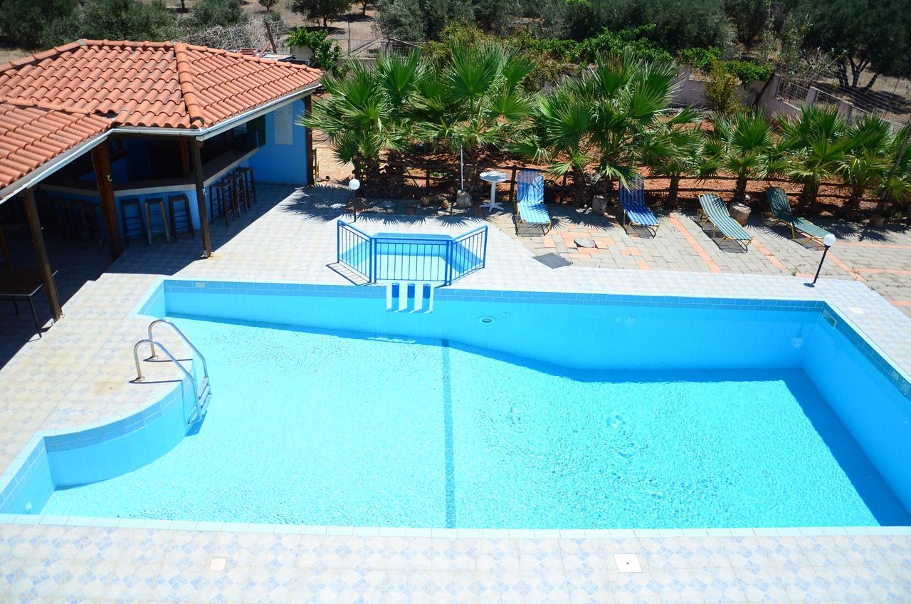 Aparthotel Alex Home Apartments *