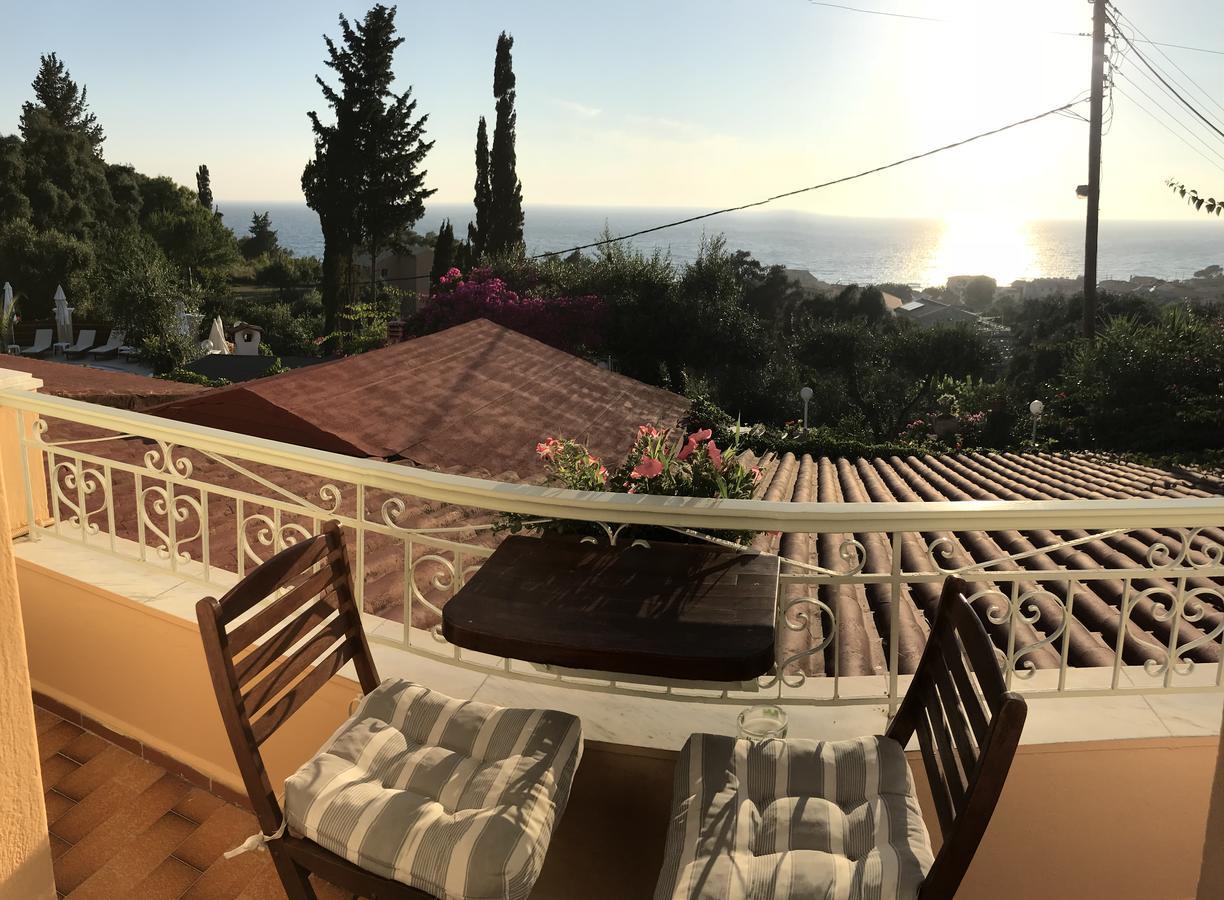 Agios Gordios Stevens On The Hill Apartment