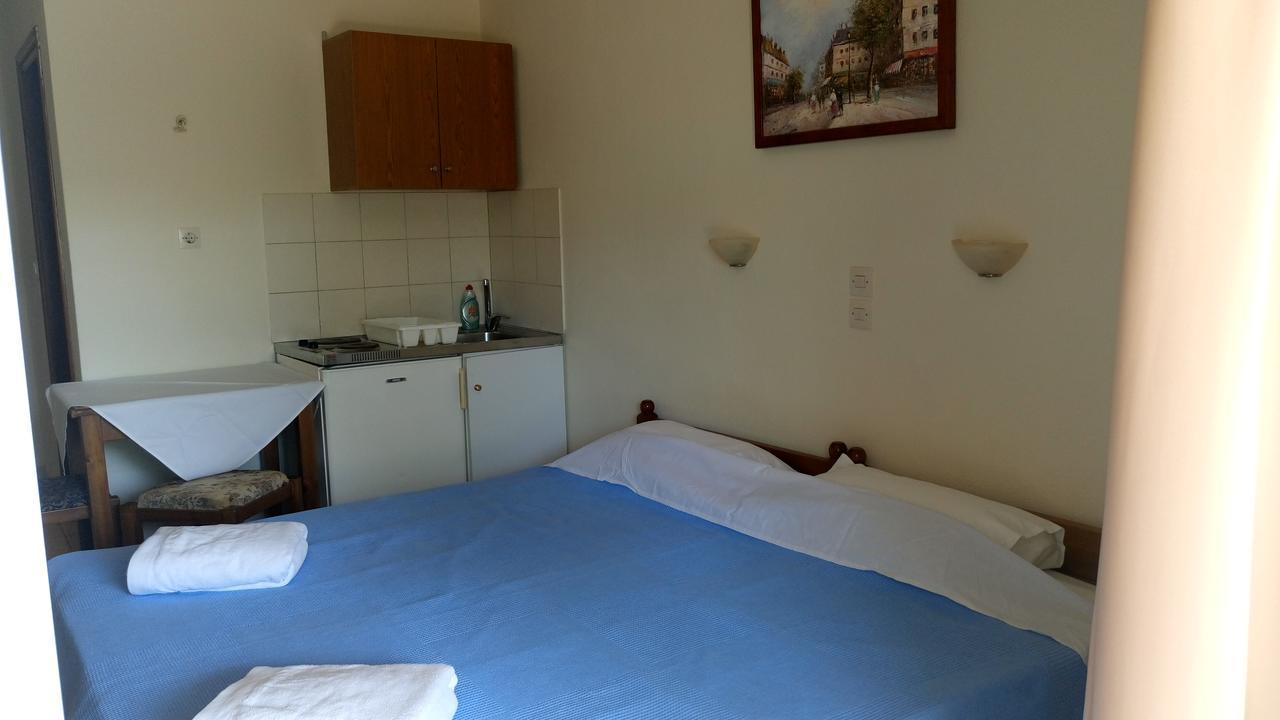 Pansion Chrisa Skiathos Town