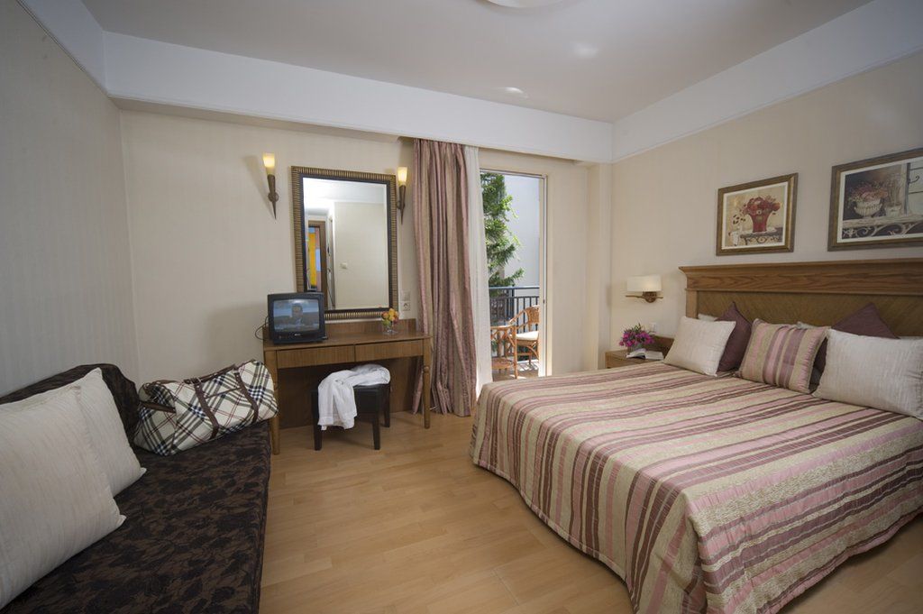 Hotel Ideon 3*