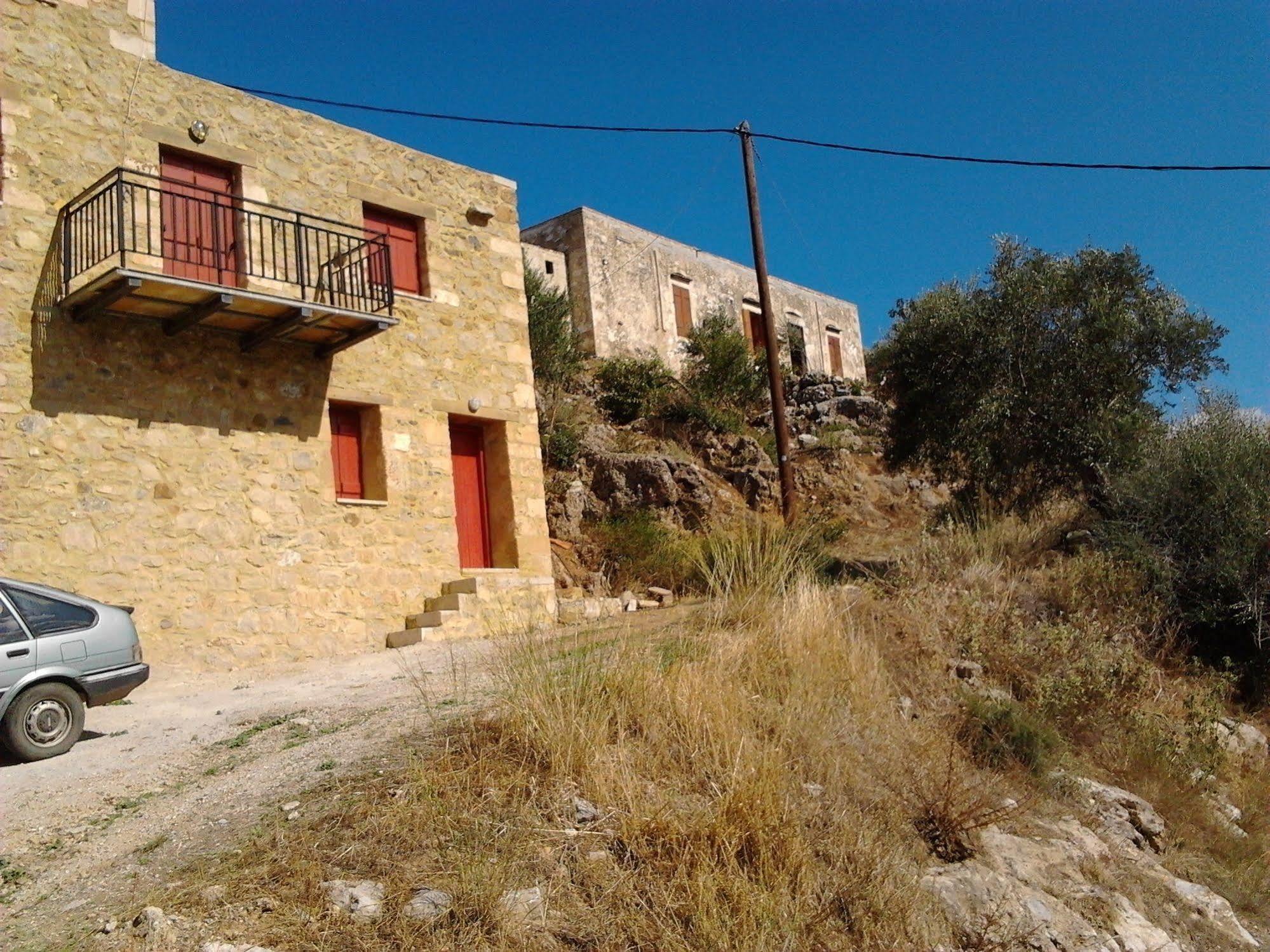 Tsikalaria Traditional Stone House Holiday home *