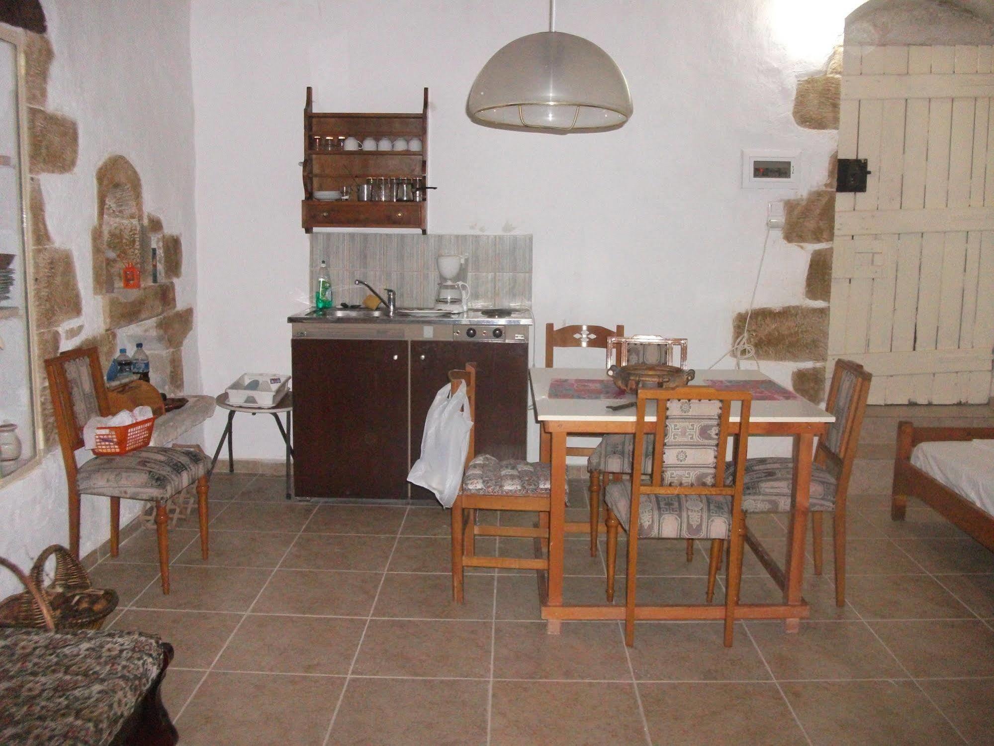 Tsikalaria Traditional Stone House
