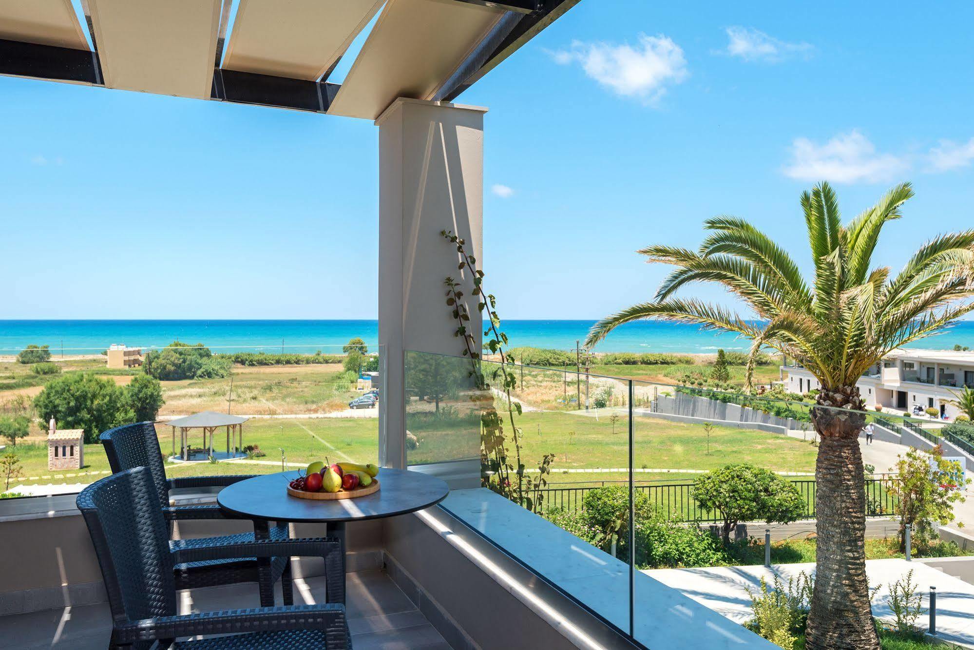 Solimar Aquamarine Resort 5*