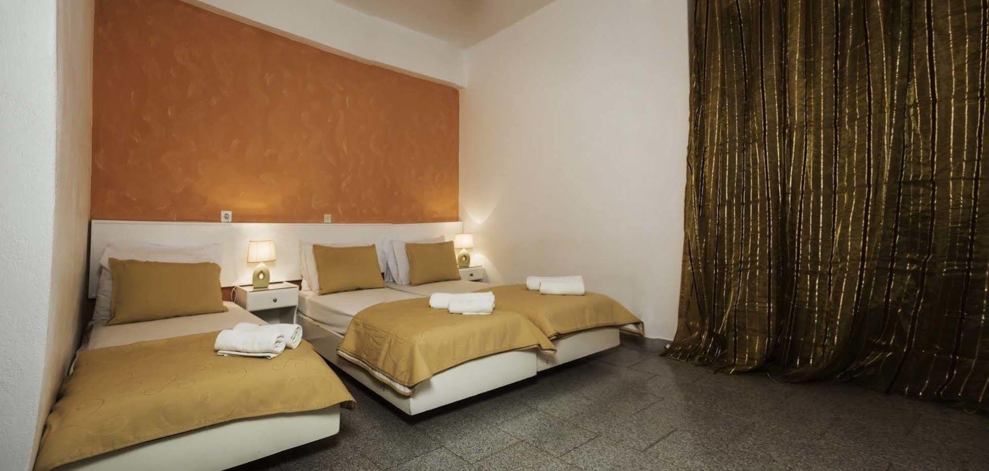 Ikaros Aparthotel Karterados (Santorini)