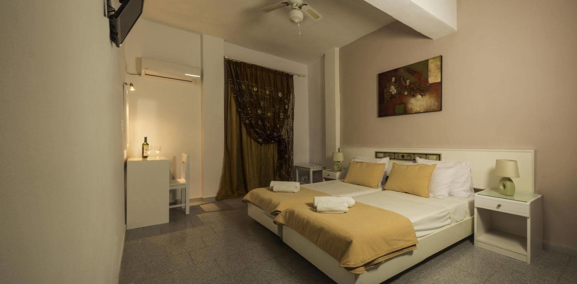 Aparthotel Ikaros Karterados (Santorini)