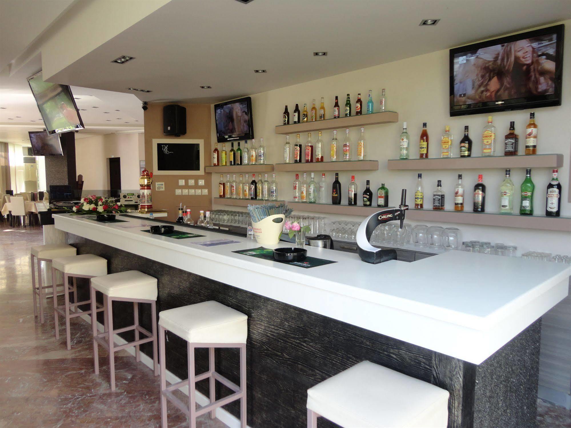 Hotel Morfeas Kavos