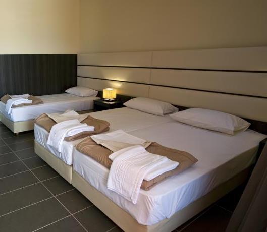 Aparthotel Thalassa Boutique Sarti