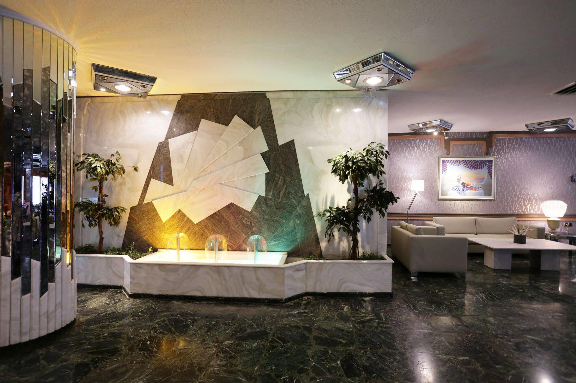 Hotel Xenophon Athens