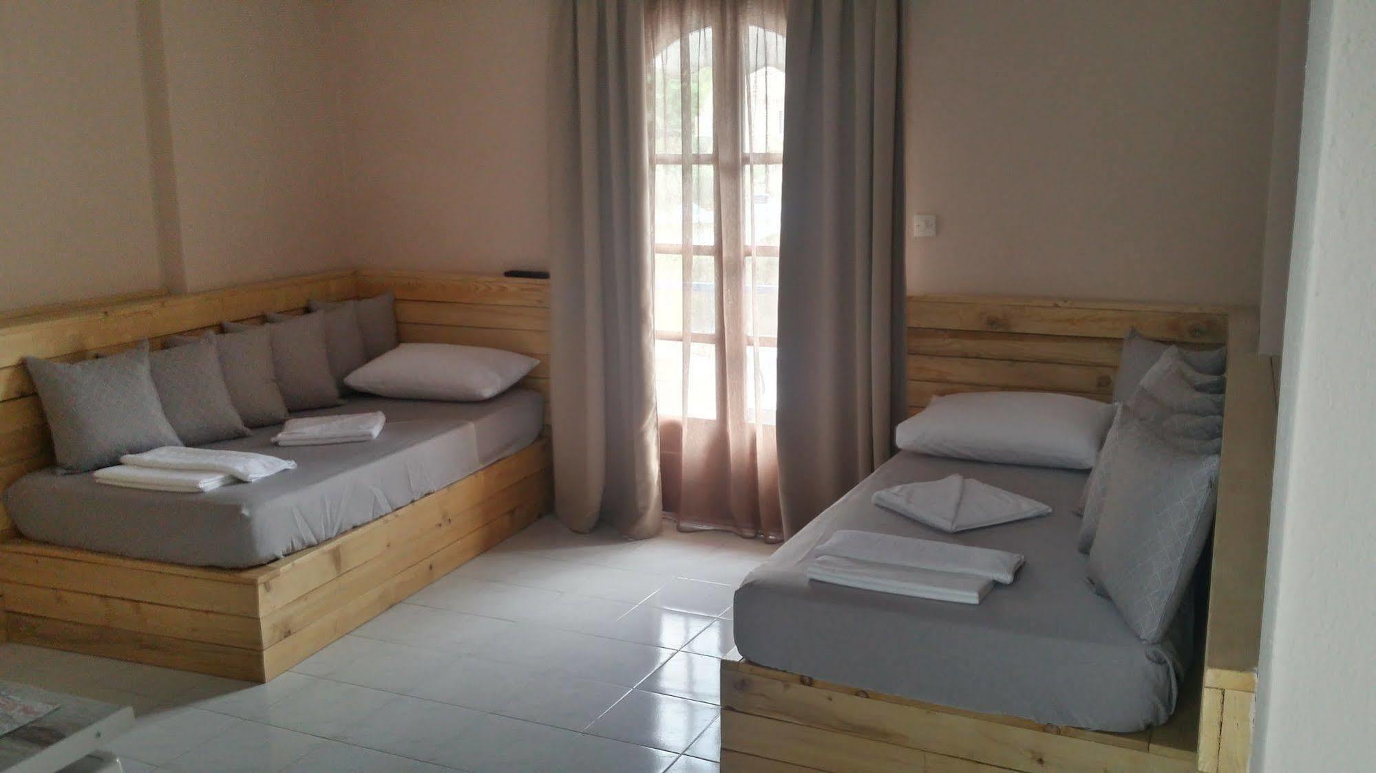 Anemos Aparthotel Polychrono