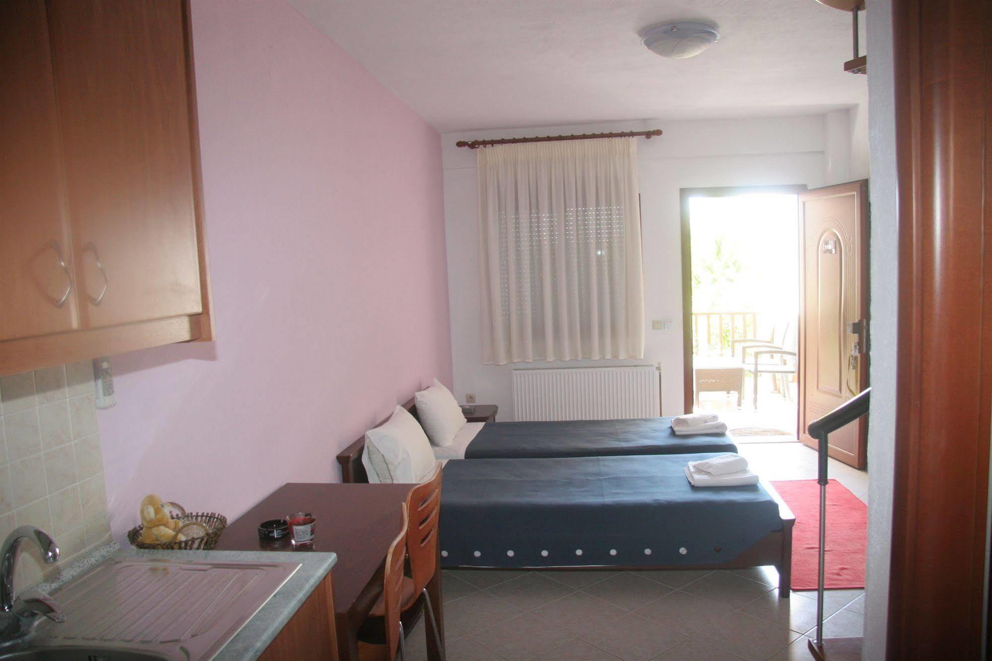 Erifili Apartment *