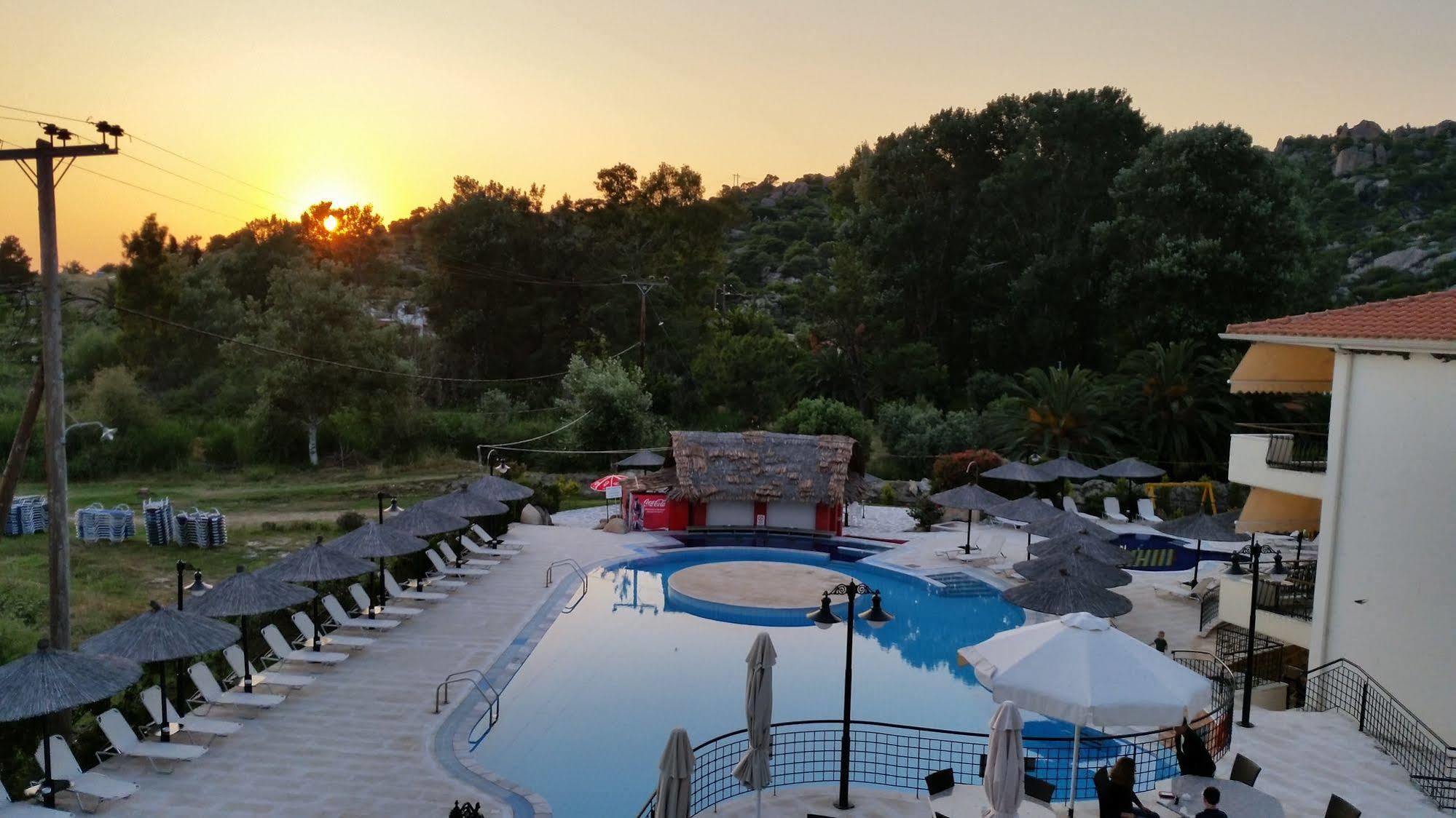 Makednos Hotel