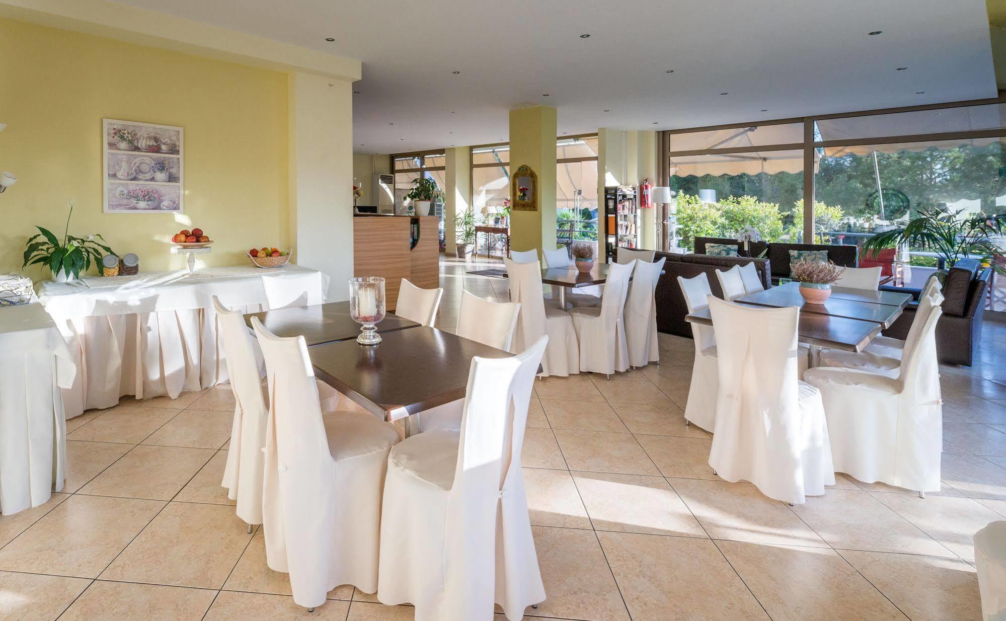 Minavra Hotel Athens
